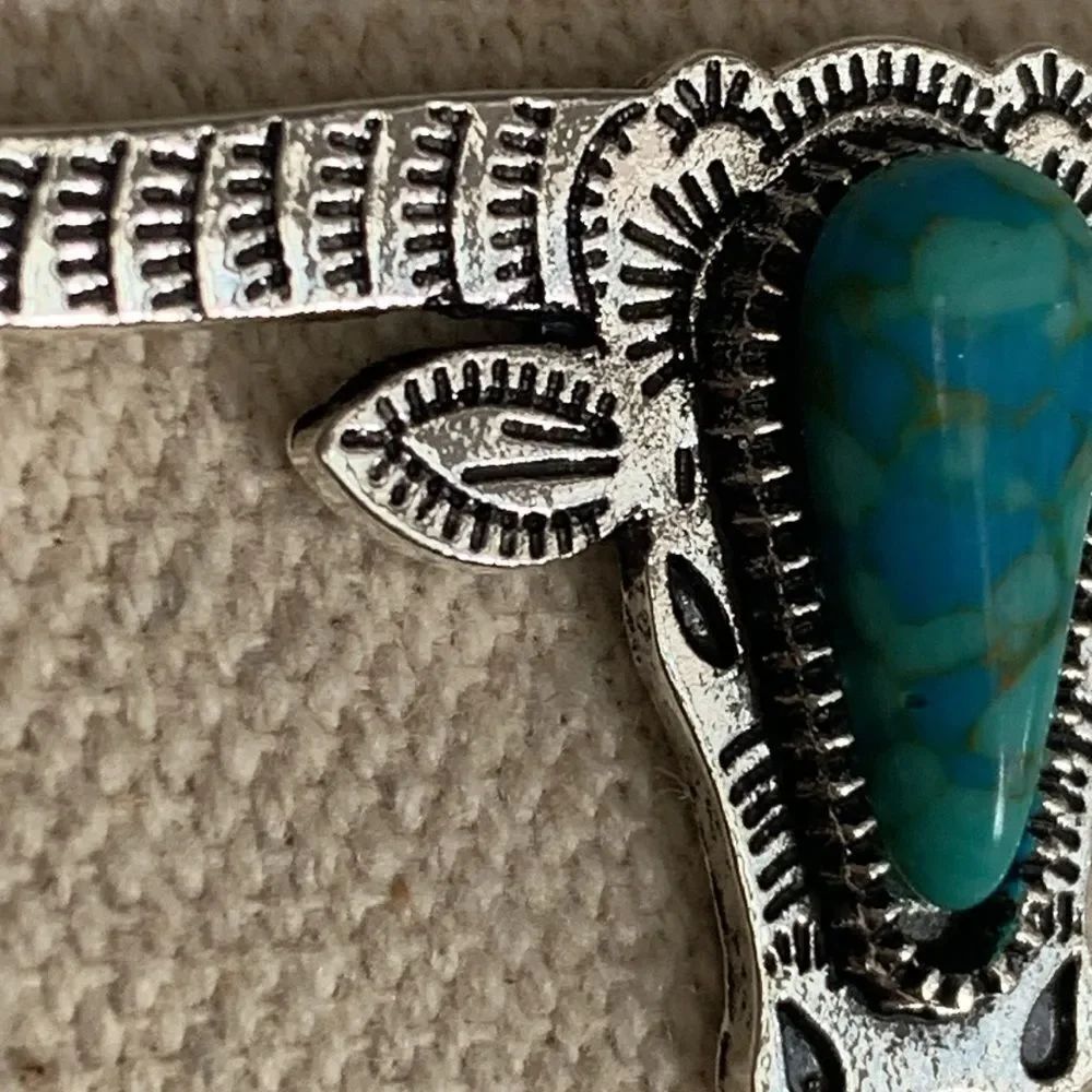 Western Longhorn Rodeo Necklace – Bull Steer Cowboy Pendant with Faux Turquoise - Picture 6 of 10